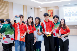 กองพัฒนานักศึกษา สำนักงานอธิการบดี มรภ.เทพสตรี ร่วมกับ โรงพยาบาลพระนารายณ์มหาราช และองค์กรพิ้งค์มังกี้ จัดกิจกรรม Love and Care พื้นที่ปลอดภัย หัวใจสีชมพู มุ่งส่งเสริมสุขภาวะรอบด้านให้นักศึกษา