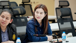 มรภ.เทพสตรี จัดพิธีส่งมอบงานในหน้าที่อธิการบดี ระหว่าง รศ.ดร.ประเทือง ภูมิภัทราคม และ ผศ.จินตนา เวชมี