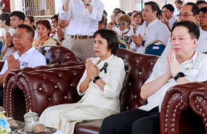 มรภ.เทพสตรี ร่วมกิจกรรมสืบสานศิลปวัฒนธรรมหนังใหญ่วัดสว่างอารมณ์ พร้อมเผยแพร่ผลงานการแสดง พระมงกุฎบุตรรบ