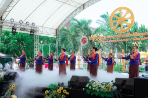 มรภ.เทพสตรี ร่วมงานแห่เทียนพรรษา 9 วัด สืบสานงานประเพณี ยลถิ่นกกโก ยกระดับท่องเที่ยวและเศรษฐกิจชุมชน
