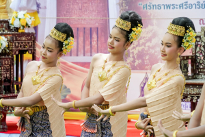 มรภ.เทพสตรี ร่วมพิธีเปิดงาน 1 อำเภอ 1 ลานสร้างสรรค์ จ.ลพบุรี ชูพื้นที่วัดไลย์ ยกระดับวัฒนธรรมลุ่มน้ำบางขาม สู่เศรษฐกิจชุมชน