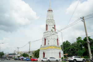 มรภ.เทพสตรี โดย คณะมนุษยศาสตร์ฯ ร่วมกับภาคีเครือข่าย จัดโครงการศิลปวัฒนธรรมสร้างสรรค์ ฟื้นฟู ประเพณีตักบาตรดอกไม้ วัดมณีชลขัณฑ์