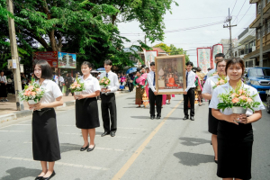 มรภ.เทพสตรี โดย คณะมนุษยศาสตร์ฯ ร่วมกับภาคีเครือข่าย จัดโครงการศิลปวัฒนธรรมสร้างสรรค์ ฟื้นฟู ประเพณีตักบาตรดอกไม้ วัดมณีชลขัณฑ์