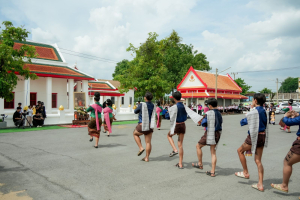 มรภ.เทพสตรี โดย คณะมนุษยศาสตร์ฯ ร่วมกับภาคีเครือข่าย จัดโครงการศิลปวัฒนธรรมสร้างสรรค์ ฟื้นฟู ประเพณีตักบาตรดอกไม้ วัดมณีชลขัณฑ์