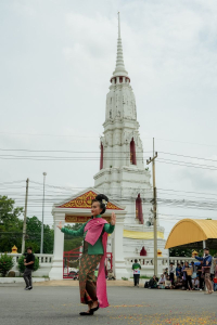 มรภ.เทพสตรี โดย คณะมนุษยศาสตร์ฯ ร่วมกับภาคีเครือข่าย จัดโครงการศิลปวัฒนธรรมสร้างสรรค์ ฟื้นฟู ประเพณีตักบาตรดอกไม้ วัดมณีชลขัณฑ์