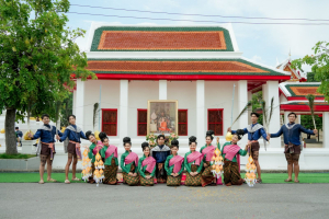 มรภ.เทพสตรี โดย คณะมนุษยศาสตร์ฯ ร่วมกับภาคีเครือข่าย จัดโครงการศิลปวัฒนธรรมสร้างสรรค์ ฟื้นฟู ประเพณีตักบาตรดอกไม้ วัดมณีชลขัณฑ์