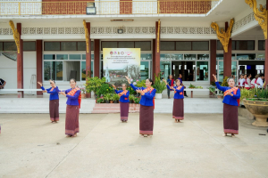 มรภ.เทพสตรี โดย คณะมนุษยศาสตร์ฯ ร่วมกับภาคีเครือข่าย จัดโครงการศิลปวัฒนธรรมสร้างสรรค์ ฟื้นฟู ประเพณีตักบาตรดอกไม้ วัดมณีชลขัณฑ์