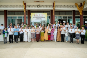 มรภ.เทพสตรี โดย คณะมนุษยศาสตร์ฯ ร่วมกับภาคีเครือข่าย จัดโครงการศิลปวัฒนธรรมสร้างสรรค์ ฟื้นฟู ประเพณีตักบาตรดอกไม้ วัดมณีชลขัณฑ์