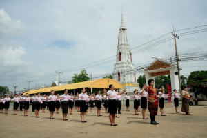 มรภ.เทพสตรี โดย คณะมนุษยศาสตร์ฯ ร่วมกับภาคีเครือข่าย จัดโครงการศิลปวัฒนธรรมสร้างสรรค์ ฟื้นฟู ประเพณีตักบาตรดอกไม้ วัดมณีชลขัณฑ์