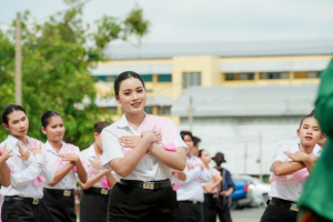 มรภ.เทพสตรี โดย คณะมนุษยศาสตร์ฯ ร่วมกับภาคีเครือข่าย จัดโครงการศิลปวัฒนธรรมสร้างสรรค์ ฟื้นฟู ประเพณีตักบาตรดอกไม้ วัดมณีชลขัณฑ์