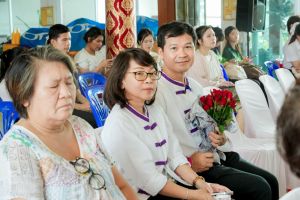 มรภ.เทพสตรี โดย คณะมนุษยศาสตร์ฯ ร่วมกับภาคีเครือข่าย จัดโครงการศิลปวัฒนธรรมสร้างสรรค์ ฟื้นฟู ประเพณีตักบาตรดอกไม้ วัดมณีชลขัณฑ์
