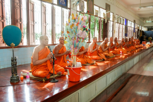 มรภ.เทพสตรี โดย คณะมนุษยศาสตร์ฯ ร่วมกับภาคีเครือข่าย จัดโครงการศิลปวัฒนธรรมสร้างสรรค์ ฟื้นฟู ประเพณีตักบาตรดอกไม้ วัดมณีชลขัณฑ์