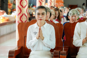 มรภ.เทพสตรี โดย คณะมนุษยศาสตร์ฯ ร่วมกับภาคีเครือข่าย จัดโครงการศิลปวัฒนธรรมสร้างสรรค์ ฟื้นฟู ประเพณีตักบาตรดอกไม้ วัดมณีชลขัณฑ์