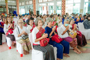มรภ.เทพสตรี โดย คณะมนุษยศาสตร์ฯ ร่วมกับภาคีเครือข่าย จัดโครงการศิลปวัฒนธรรมสร้างสรรค์ ฟื้นฟู ประเพณีตักบาตรดอกไม้ วัดมณีชลขัณฑ์