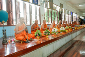 มรภ.เทพสตรี โดย คณะมนุษยศาสตร์ฯ ร่วมกับภาคีเครือข่าย จัดโครงการศิลปวัฒนธรรมสร้างสรรค์ ฟื้นฟู ประเพณีตักบาตรดอกไม้ วัดมณีชลขัณฑ์