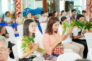 มรภ.เทพสตรี โดย คณะมนุษยศาสตร์ฯ ร่วมกับภาคีเครือข่าย จัดโครงการศิลปวัฒนธรรมสร้างสรรค์ ฟื้นฟู ประเพณีตักบาตรดอกไม้ วัดมณีชลขัณฑ์