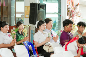 มรภ.เทพสตรี โดย คณะมนุษยศาสตร์ฯ ร่วมกับภาคีเครือข่าย จัดโครงการศิลปวัฒนธรรมสร้างสรรค์ ฟื้นฟู ประเพณีตักบาตรดอกไม้ วัดมณีชลขัณฑ์