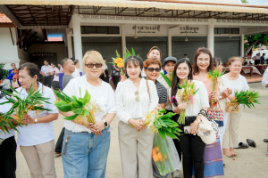 มรภ.เทพสตรี โดย คณะมนุษยศาสตร์ฯ ร่วมกับภาคีเครือข่าย จัดโครงการศิลปวัฒนธรรมสร้างสรรค์ ฟื้นฟู ประเพณีตักบาตรดอกไม้ วัดมณีชลขัณฑ์