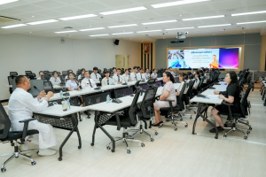 มรภ.เทพสตรี ร่วมต้อนรับ อ.แห้ว ประธานมูลนิธิศาลเจ้าพ่อนาคราชจันเสน ในโอกาสมอบทุนการศึกษา 165,000 บาท พร้อมบรรยายสร้างแรงบันดาลใจแก่นักศึกษา