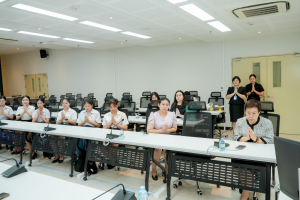 มรภ.เทพสตรี ร่วมต้อนรับ อ.แห้ว ประธานมูลนิธิศาลเจ้าพ่อนาคราชจันเสน ในโอกาสมอบทุนการศึกษา 165,000 บาท พร้อมบรรยายสร้างแรงบันดาลใจแก่นักศึกษา