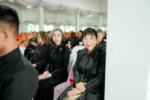 มรภ.เทพสตรี ร่วมพิธีสวดพระพุทธมนต์และเจริญจิตภาวนาอุทิศถวายพระราชกุศลแด่ สมเด็จพระบรมราชชนนีพันปีหลวง และอุทิศถวายพระกุศลแด่ สมเด็จพระเจ้าลูกเธอ เจ้าฟ้าพัชรกิติยาภาฯ