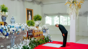 มรภ.เทพสตรี ร่วมพิธีสวดพระพุทธมนต์และเจริญจิตภาวนาอุทิศถวายพระราชกุศลแด่ สมเด็จพระบรมราชชนนีพันปีหลวง และอุทิศถวายพระกุศลแด่ สมเด็จพระเจ้าลูกเธอ เจ้าฟ้าพัชรกิติยาภาฯ