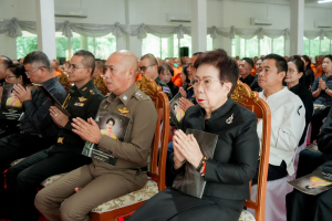 มรภ.เทพสตรี ร่วมพิธีสวดพระพุทธมนต์และเจริญจิตภาวนาอุทิศถวายพระราชกุศลแด่ สมเด็จพระบรมราชชนนีพันปีหลวง และอุทิศถวายพระกุศลแด่ สมเด็จพระเจ้าลูกเธอ เจ้าฟ้าพัชรกิติยาภาฯ