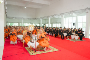 มรภ.เทพสตรี ร่วมพิธีสวดพระพุทธมนต์และเจริญจิตภาวนาอุทิศถวายพระราชกุศลแด่ สมเด็จพระบรมราชชนนีพันปีหลวง และอุทิศถวายพระกุศลแด่ สมเด็จพระเจ้าลูกเธอ เจ้าฟ้าพัชรกิติยาภาฯ