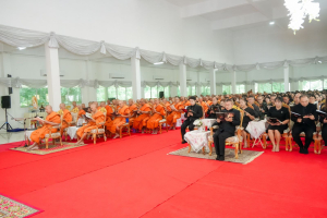 มรภ.เทพสตรี ร่วมพิธีสวดพระพุทธมนต์และเจริญจิตภาวนาอุทิศถวายพระราชกุศลแด่ สมเด็จพระบรมราชชนนีพันปีหลวง และอุทิศถวายพระกุศลแด่ สมเด็จพระเจ้าลูกเธอ เจ้าฟ้าพัชรกิติยาภาฯ