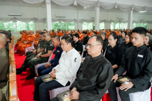 มรภ.เทพสตรี ร่วมพิธีสวดพระพุทธมนต์และเจริญจิตภาวนาอุทิศถวายพระราชกุศลแด่ สมเด็จพระบรมราชชนนีพันปีหลวง และอุทิศถวายพระกุศลแด่ สมเด็จพระเจ้าลูกเธอ เจ้าฟ้าพัชรกิติยาภาฯ