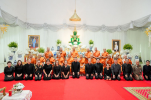 มรภ.เทพสตรี ร่วมพิธีสวดพระพุทธมนต์และเจริญจิตภาวนาอุทิศถวายพระราชกุศลแด่ สมเด็จพระบรมราชชนนีพันปีหลวง และอุทิศถวายพระกุศลแด่ สมเด็จพระเจ้าลูกเธอ เจ้าฟ้าพัชรกิติยาภาฯ