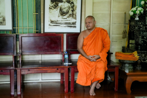 สำนักวิทยบริการฯ มรภ.เทพสตรี จับมือภาคีเครือข่าย ร่วมกิจกรรม คณะนาวาสัญจร ทำบุญเข้าพรรษา 9 วัดริมแม่น้ำลพบุรี สานต่อโครงการพัฒนาเศรษฐกิจสร้างสรรค์