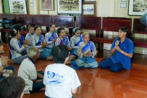 สำนักวิทยบริการฯ มรภ.เทพสตรี จับมือภาคีเครือข่าย ร่วมกิจกรรม คณะนาวาสัญจร ทำบุญเข้าพรรษา 9 วัดริมแม่น้ำลพบุรี สานต่อโครงการพัฒนาเศรษฐกิจสร้างสรรค์