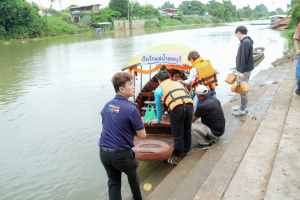 สำนักวิทยบริการฯ มรภ.เทพสตรี จับมือภาคีเครือข่าย ร่วมกิจกรรม คณะนาวาสัญจร ทำบุญเข้าพรรษา 9 วัดริมแม่น้ำลพบุรี สานต่อโครงการพัฒนาเศรษฐกิจสร้างสรรค์
