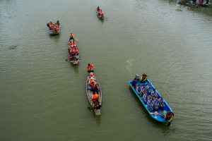 สำนักวิทยบริการฯ มรภ.เทพสตรี จับมือภาคีเครือข่าย ร่วมกิจกรรม คณะนาวาสัญจร ทำบุญเข้าพรรษา 9 วัดริมแม่น้ำลพบุรี สานต่อโครงการพัฒนาเศรษฐกิจสร้างสรรค์