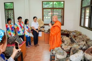 สำนักวิทยบริการฯ มรภ.เทพสตรี จับมือภาคีเครือข่าย ร่วมกิจกรรม คณะนาวาสัญจร ทำบุญเข้าพรรษา 9 วัดริมแม่น้ำลพบุรี สานต่อโครงการพัฒนาเศรษฐกิจสร้างสรรค์
