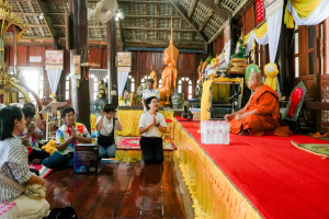 สำนักวิทยบริการฯ มรภ.เทพสตรี จับมือภาคีเครือข่าย ร่วมกิจกรรม คณะนาวาสัญจร ทำบุญเข้าพรรษา 9 วัดริมแม่น้ำลพบุรี สานต่อโครงการพัฒนาเศรษฐกิจสร้างสรรค์