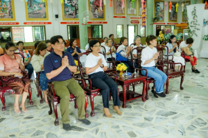 สำนักวิทยบริการฯ มรภ.เทพสตรี จับมือภาคีเครือข่าย ร่วมกิจกรรม คณะนาวาสัญจร ทำบุญเข้าพรรษา 9 วัดริมแม่น้ำลพบุรี สานต่อโครงการพัฒนาเศรษฐกิจสร้างสรรค์