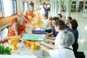 สำนักวิทยบริการฯ มรภ.เทพสตรี จับมือภาคีเครือข่าย ร่วมกิจกรรม คณะนาวาสัญจร ทำบุญเข้าพรรษา 9 วัดริมแม่น้ำลพบุรี สานต่อโครงการพัฒนาเศรษฐกิจสร้างสรรค์