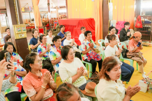 สำนักวิทยบริการฯ มรภ.เทพสตรี จับมือภาคีเครือข่าย ร่วมกิจกรรม คณะนาวาสัญจร ทำบุญเข้าพรรษา 9 วัดริมแม่น้ำลพบุรี สานต่อโครงการพัฒนาเศรษฐกิจสร้างสรรค์