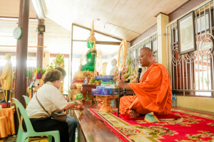 สำนักวิทยบริการฯ มรภ.เทพสตรี จับมือภาคีเครือข่าย ร่วมกิจกรรม คณะนาวาสัญจร ทำบุญเข้าพรรษา 9 วัดริมแม่น้ำลพบุรี สานต่อโครงการพัฒนาเศรษฐกิจสร้างสรรค์