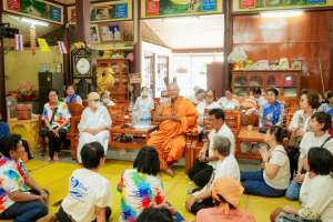 สำนักวิทยบริการฯ มรภ.เทพสตรี จับมือภาคีเครือข่าย ร่วมกิจกรรม คณะนาวาสัญจร ทำบุญเข้าพรรษา 9 วัดริมแม่น้ำลพบุรี สานต่อโครงการพัฒนาเศรษฐกิจสร้างสรรค์