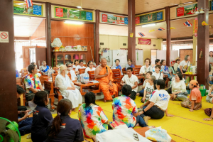 สำนักวิทยบริการฯ มรภ.เทพสตรี จับมือภาคีเครือข่าย ร่วมกิจกรรม คณะนาวาสัญจร ทำบุญเข้าพรรษา 9 วัดริมแม่น้ำลพบุรี สานต่อโครงการพัฒนาเศรษฐกิจสร้างสรรค์