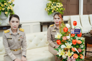 หน่วยงานภายใน และหน่วยงานภายนอก ร่วมแสดงความยินดีแก่ ผศ.จินตนา เวชมี ในโอกาสที่สภามหาวิทยาลัยมีมติเห็นชอบเสนอชื่อดำรงตำแหน่ง อธิการบดี มรภ.เทพสตรี