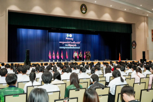 คณะมนุษยศาสตร์ฯ มรภ.เทพสตรี จัดประกวดร้องเพลงหมู่ และพิธีมอบรางวัลเพชรมนุษยศาสตร์และสังคมศาสตร์