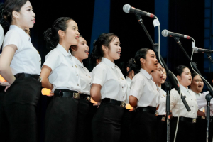 คณะมนุษยศาสตร์ฯ มรภ.เทพสตรี จัดประกวดร้องเพลงหมู่ และพิธีมอบรางวัลเพชรมนุษยศาสตร์และสังคมศาสตร์
