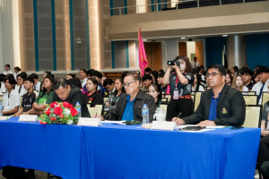 คณะมนุษยศาสตร์ฯ มรภ.เทพสตรี จัดประกวดร้องเพลงหมู่ และพิธีมอบรางวัลเพชรมนุษยศาสตร์และสังคมศาสตร์