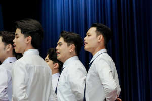 คณะมนุษยศาสตร์ฯ มรภ.เทพสตรี จัดประกวดร้องเพลงหมู่ และพิธีมอบรางวัลเพชรมนุษยศาสตร์และสังคมศาสตร์