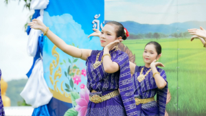 มรภ.เทพสตรี ร่วมเปิดงาน 1 อำเภอ 1 ลานสร้างสรรค์ สระโบสถ์ ชูทุนวัฒนธรรมสืบสานภูมิปัญญา มุ่งสู่เศรษฐกิจสร้างสรรค์