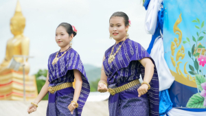 มรภ.เทพสตรี ร่วมเปิดงาน 1 อำเภอ 1 ลานสร้างสรรค์ สระโบสถ์ ชูทุนวัฒนธรรมสืบสานภูมิปัญญา มุ่งสู่เศรษฐกิจสร้างสรรค์